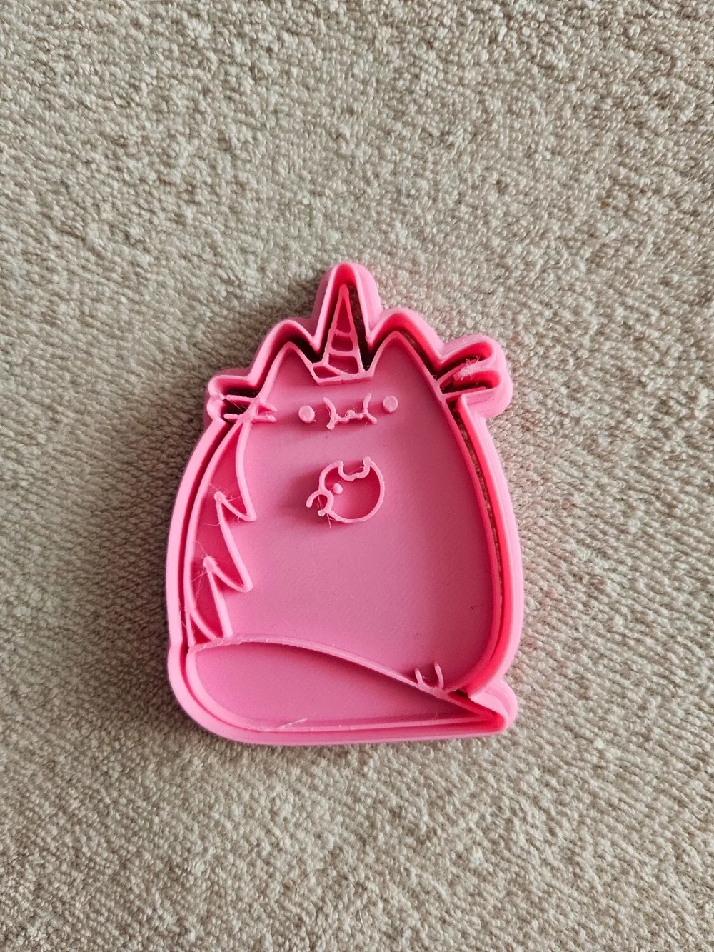 Pusheen cookie cutter